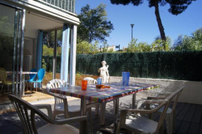 Les Locations de Lara VI - T3 31m² Rez-de-jardin Terrasse 32m² Loggia Pkg